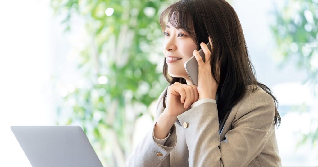 仕事とプライベートのバランスを考え自分らしく派遣で働く女性のイメージ